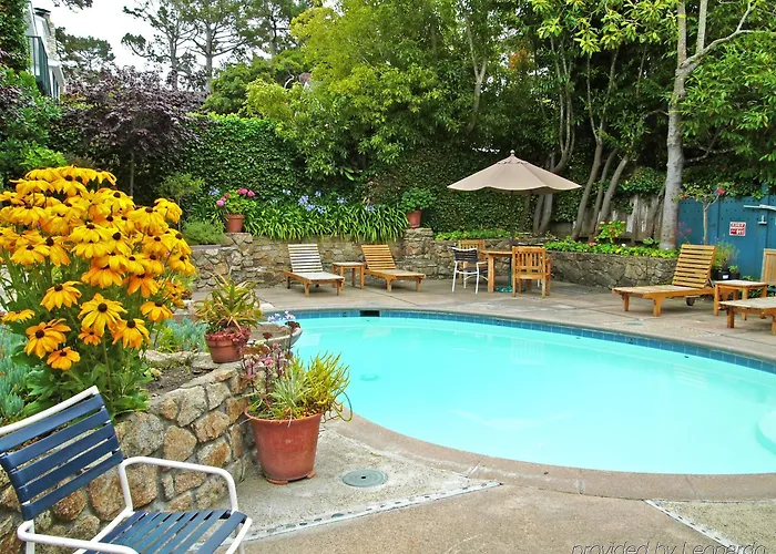 Carmel-by-the-Sea Dog Friendly Lodging and Hotels