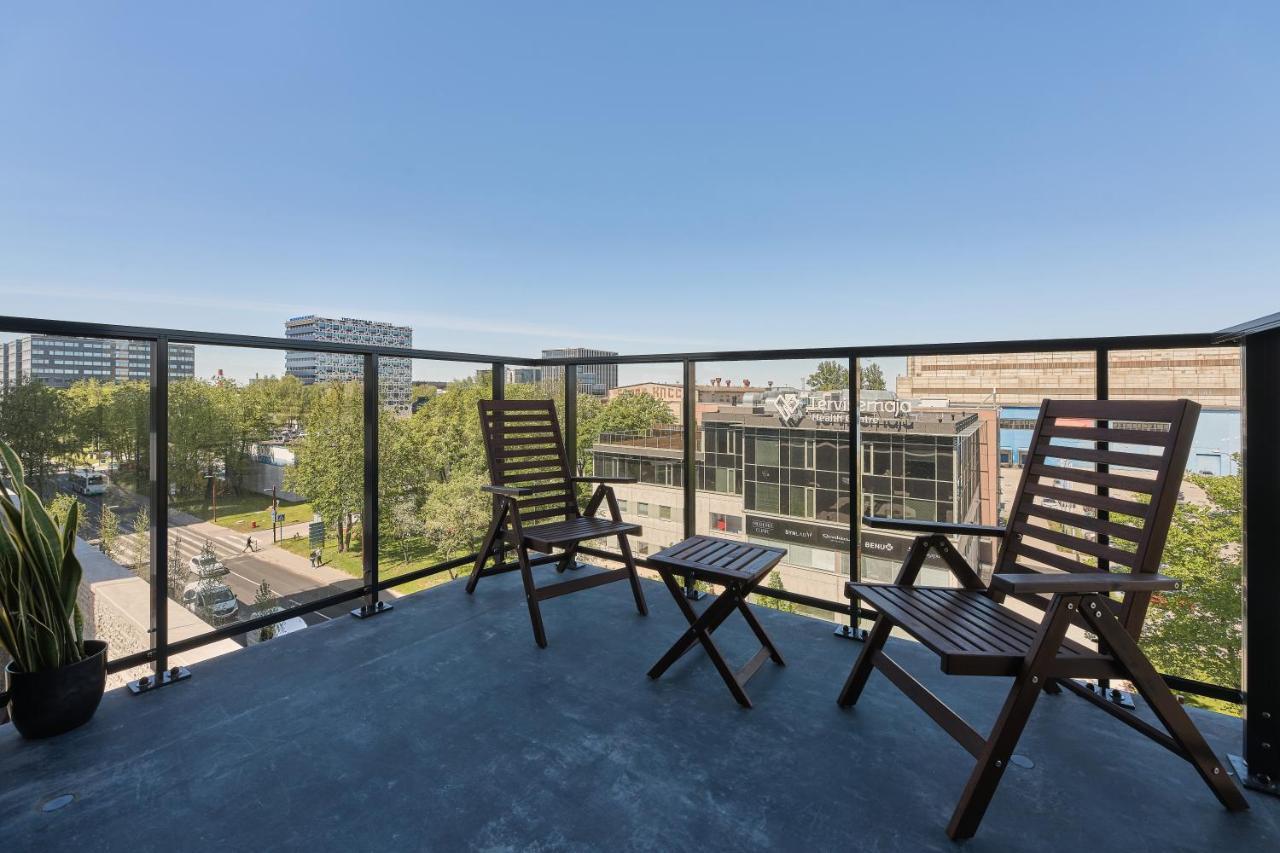 Studio Balcony