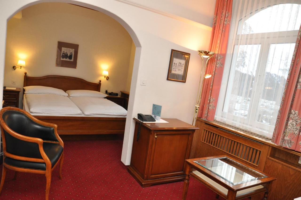 Triple Room with Mountain View