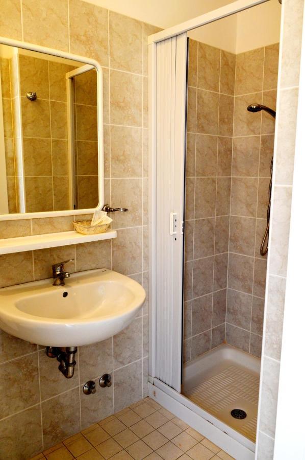 Triple Room,1002046908:JPEG