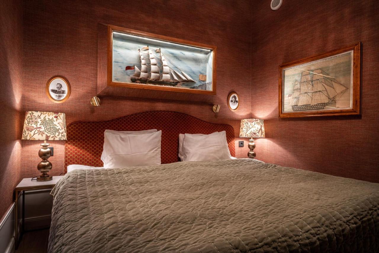 One-Bedroom Suite