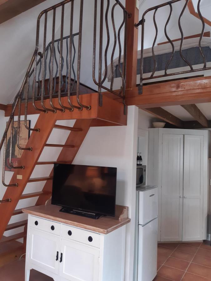 One-Bedroom Cottage Garden View