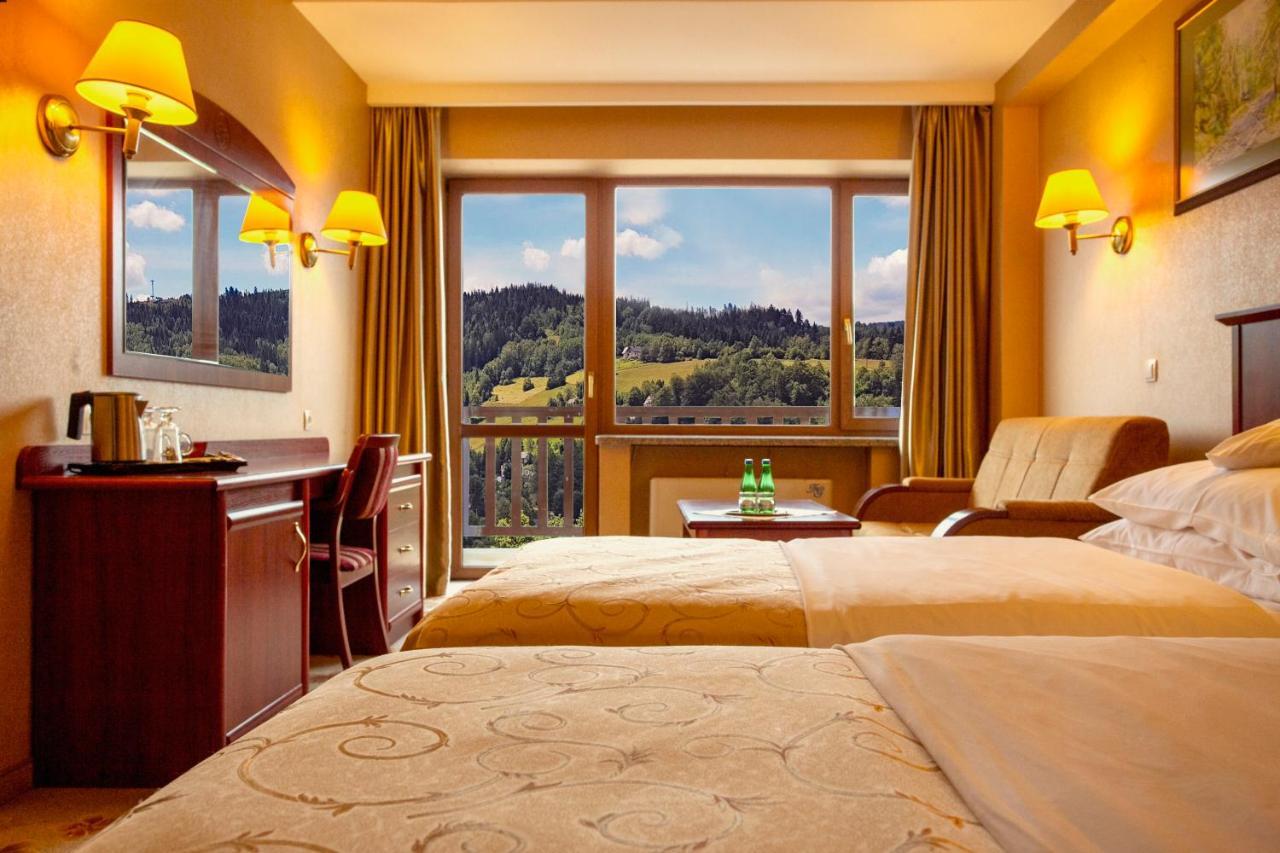 Double Room Mountain View