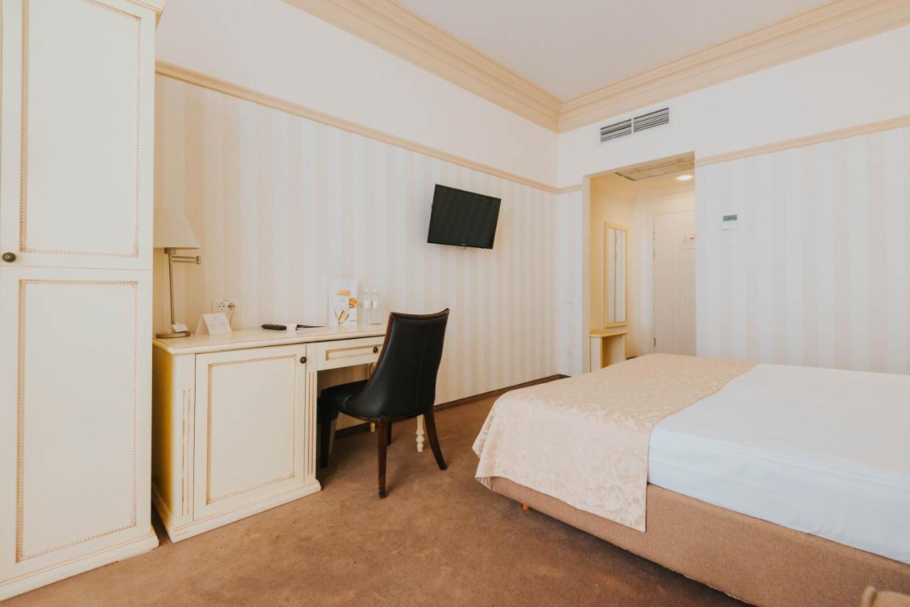 Premier Double or Twin Room