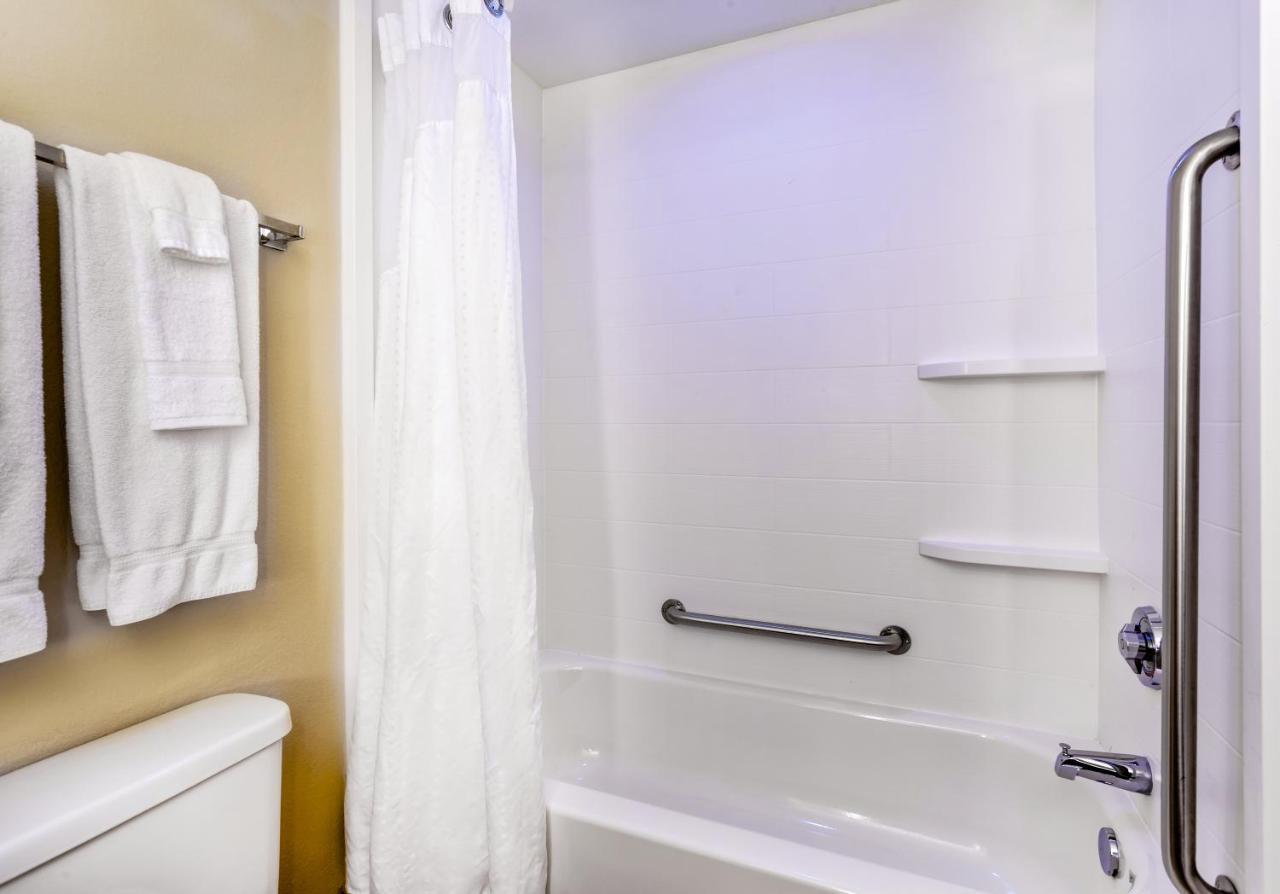Standard Room,1284211744:JPEG