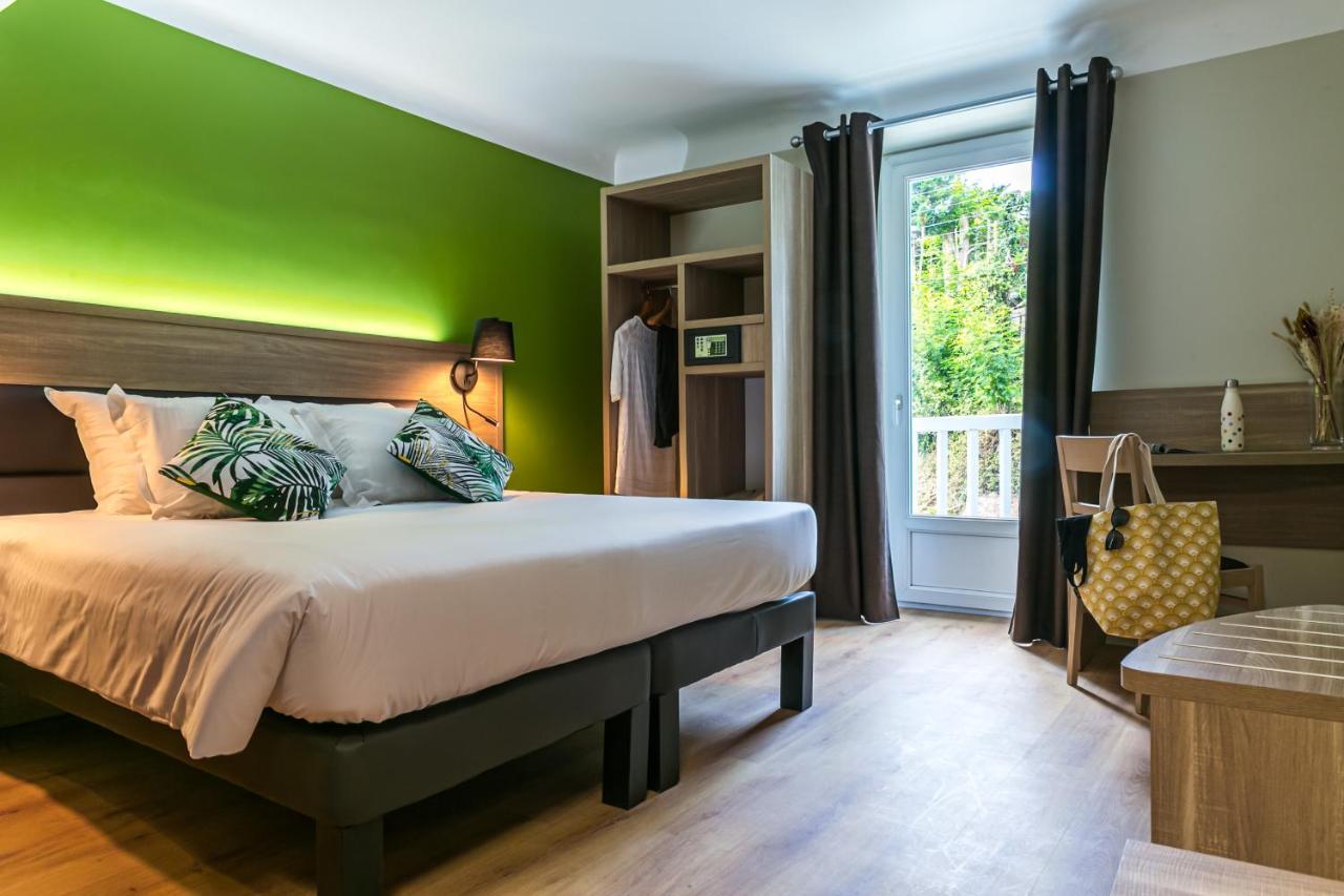 Double Room Garden View