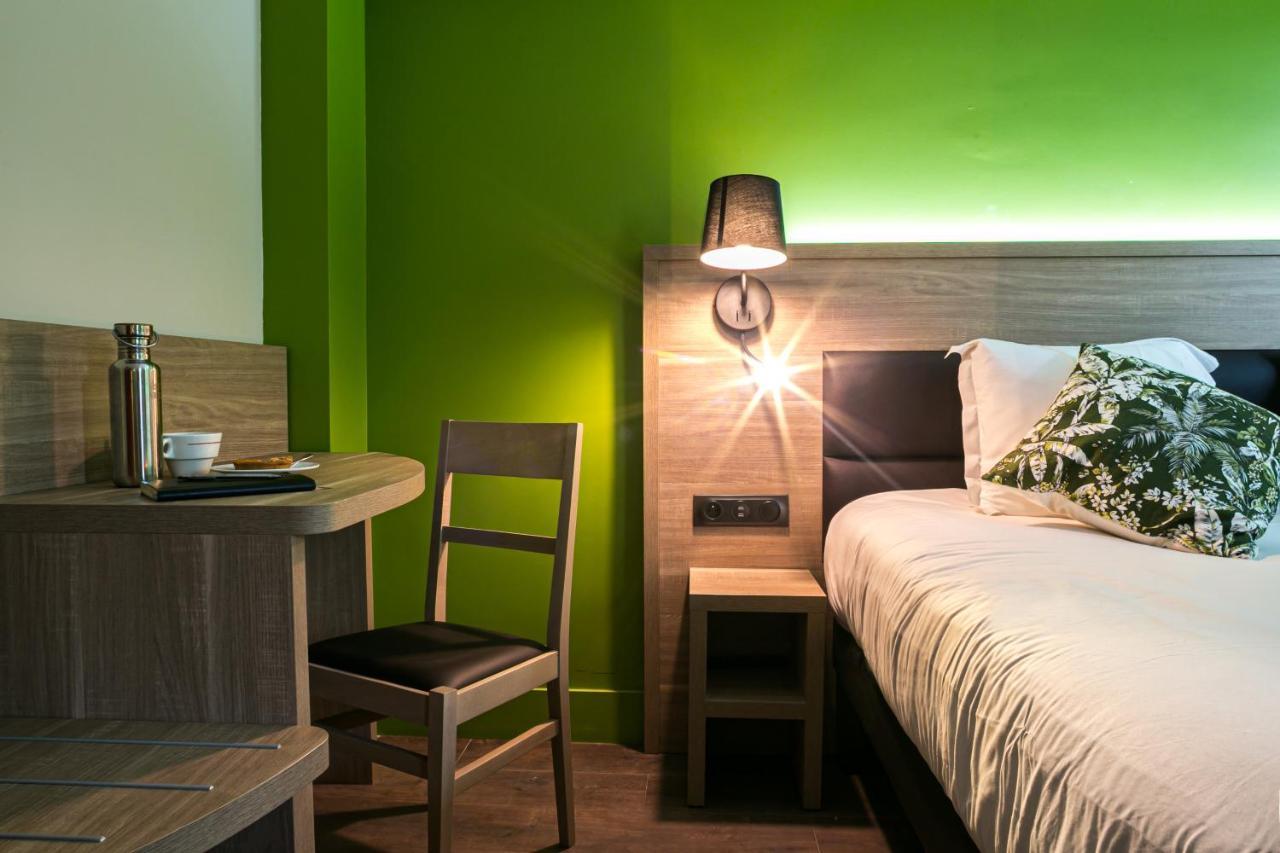 Double Room Street View