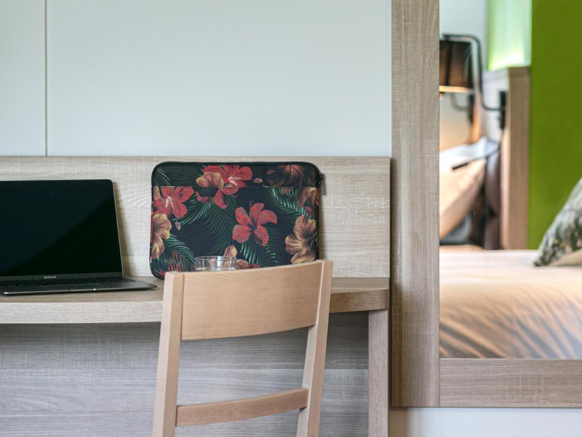 Double Room Street View