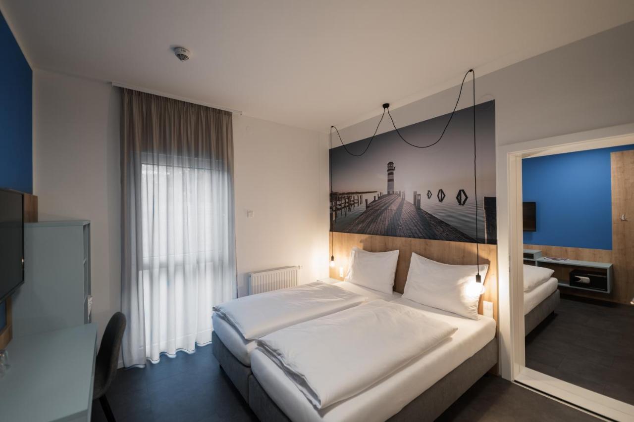 Double Room or Twin Room