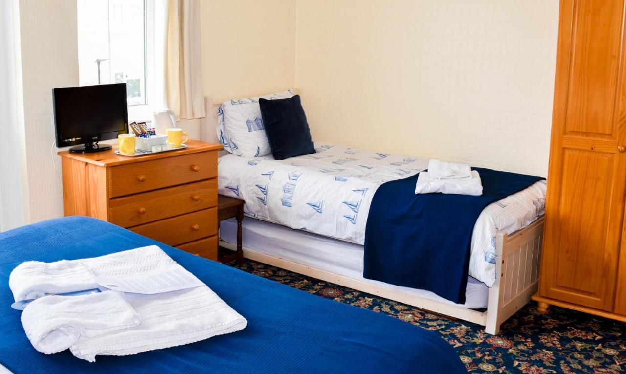 Triple Room with Terrace