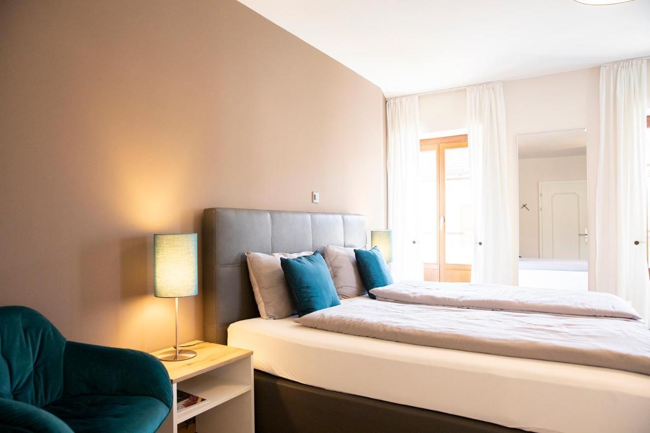 Double Room Balcony,1011585001:JPEG