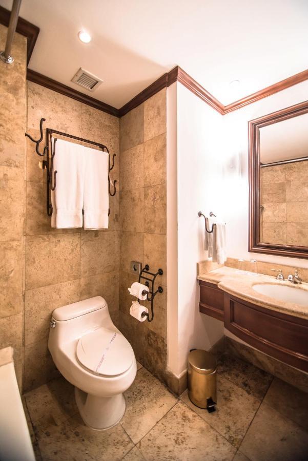 Junior Suite Two Queen Beds