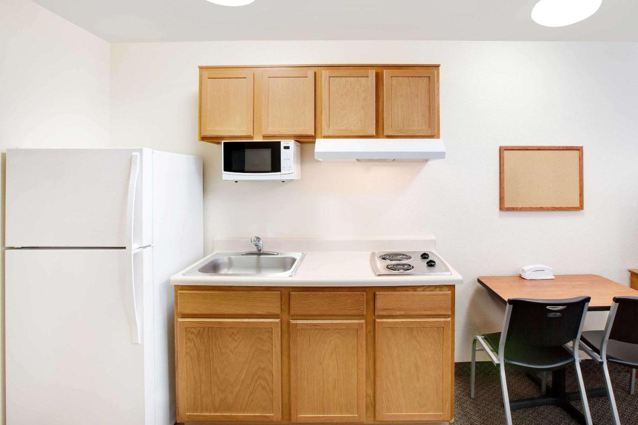 Standard Double Room Roll Shower Disability Access or Non-Smoking