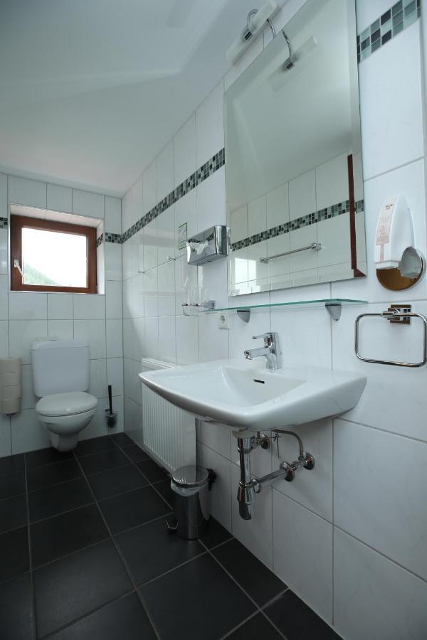 Doppelzimmer mit Zustellbett