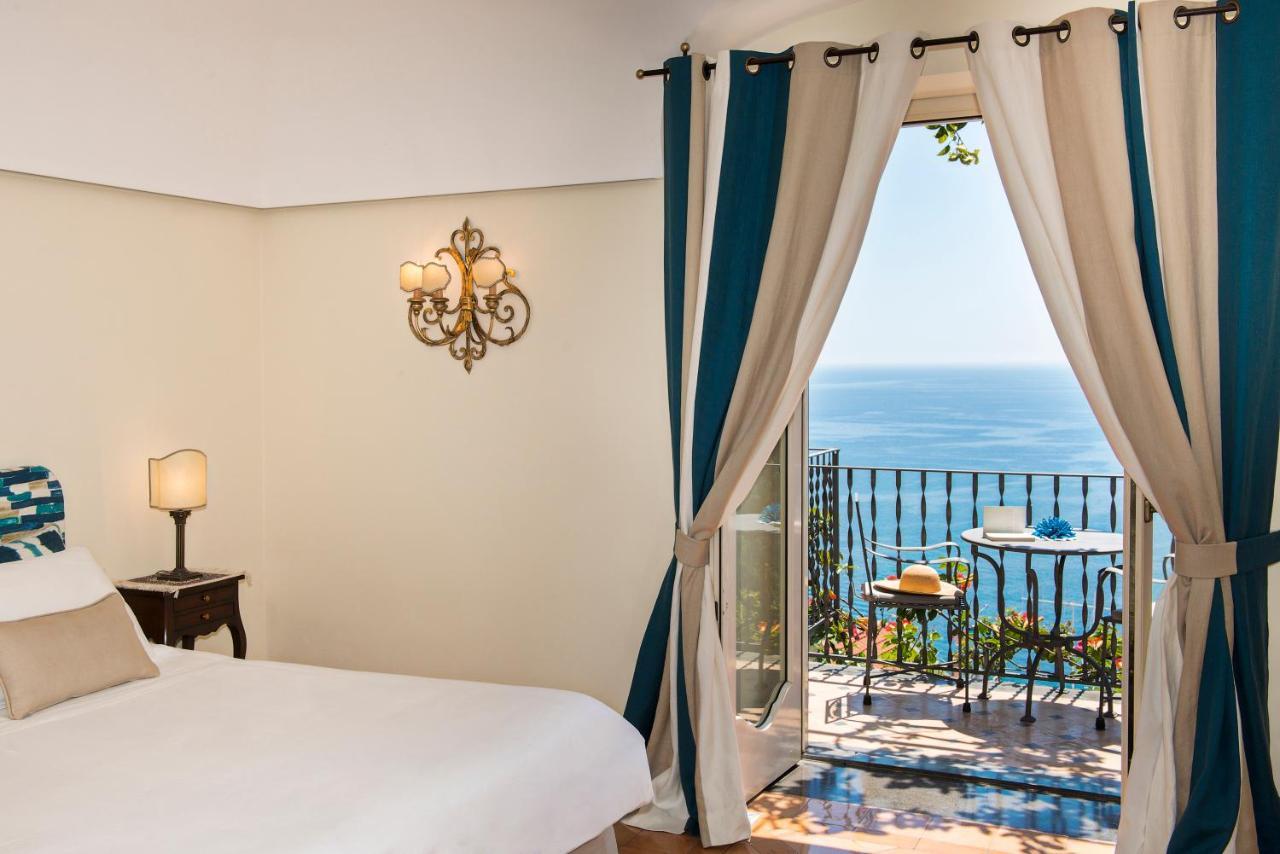 Superior Double Room Balcony Sea View,682310847:JPEG