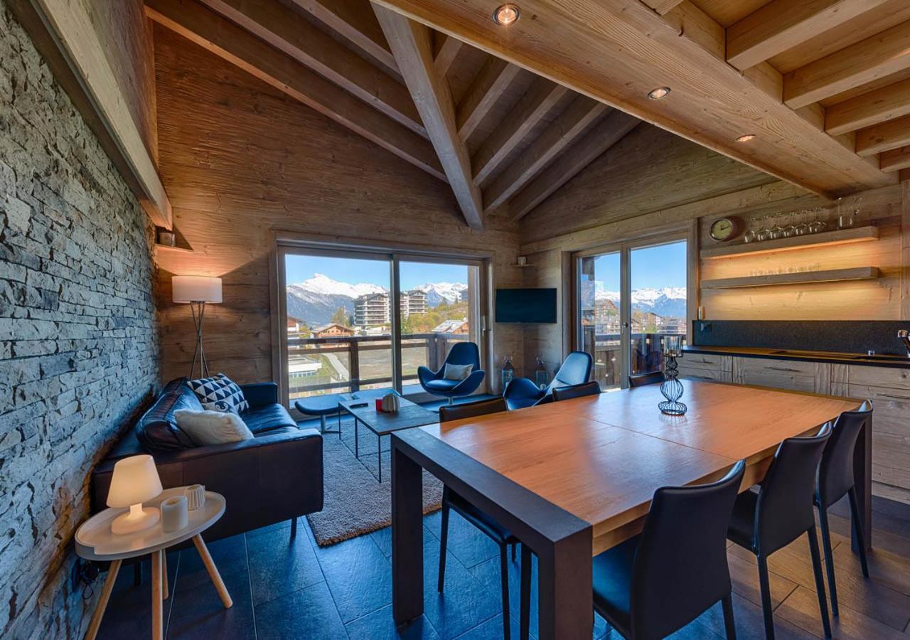 Apartment mit Balkon
