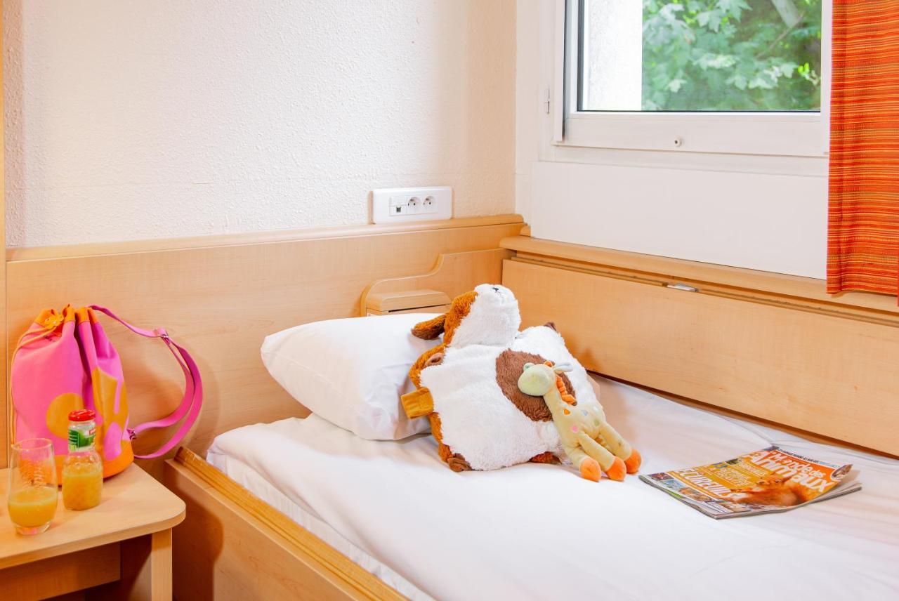 Camera Matrimoniale con Letto Supplementare