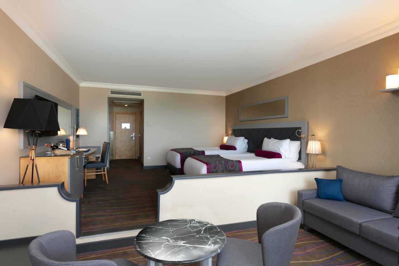 Suite Júnior com Vista Jardim