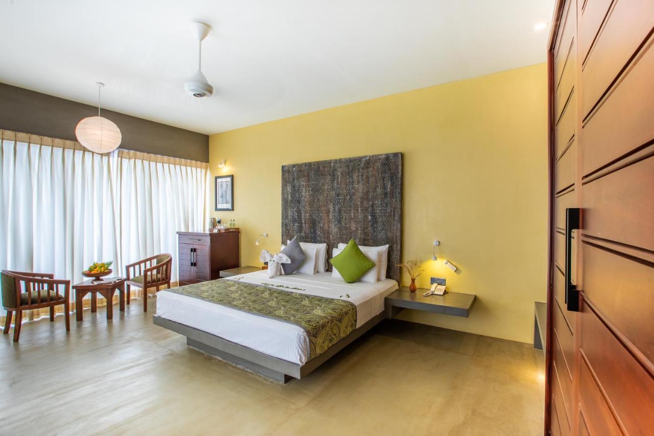 Deluxe King Suite