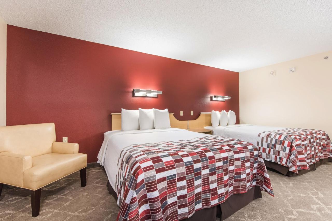 Standard Room Two Queen Beds Smoke