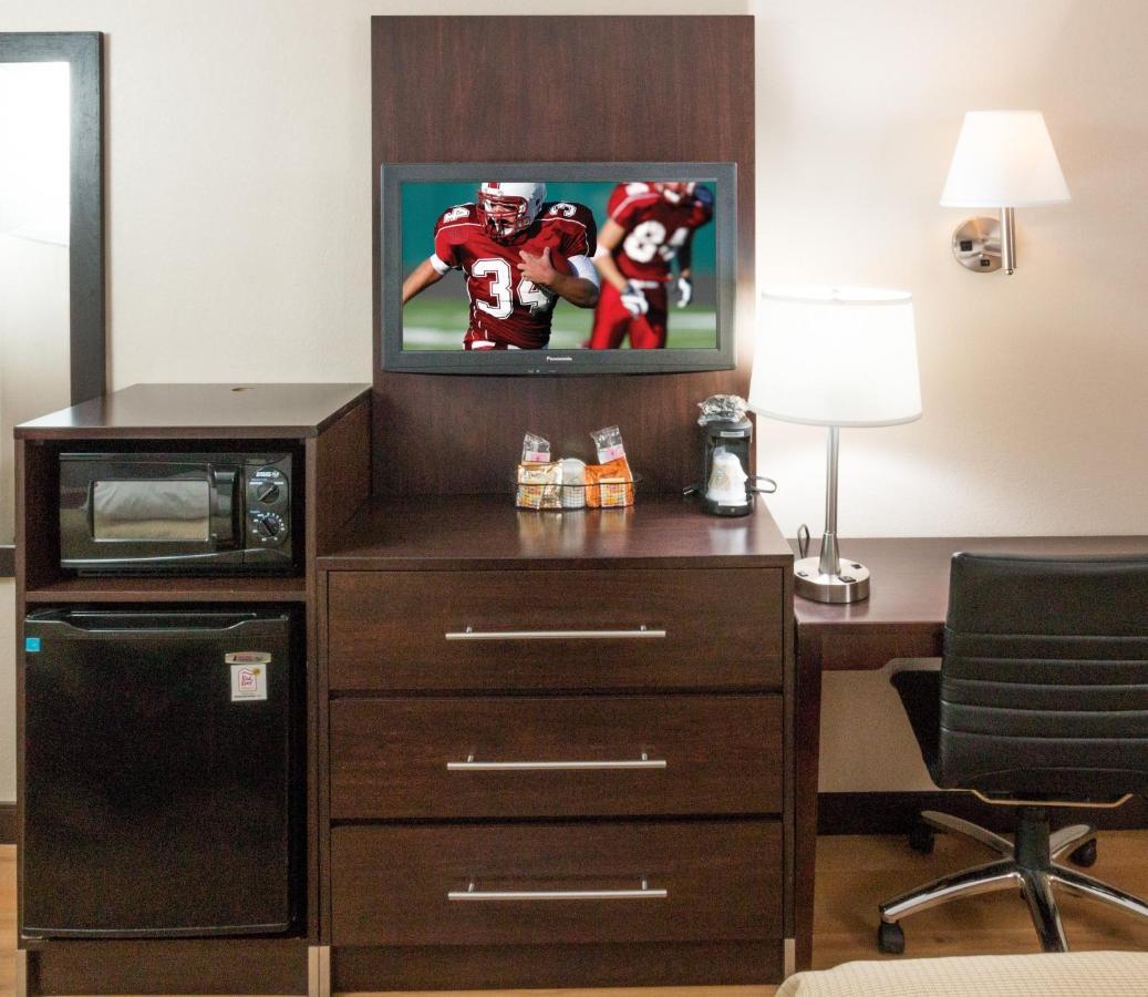 Superior King Room Smoking