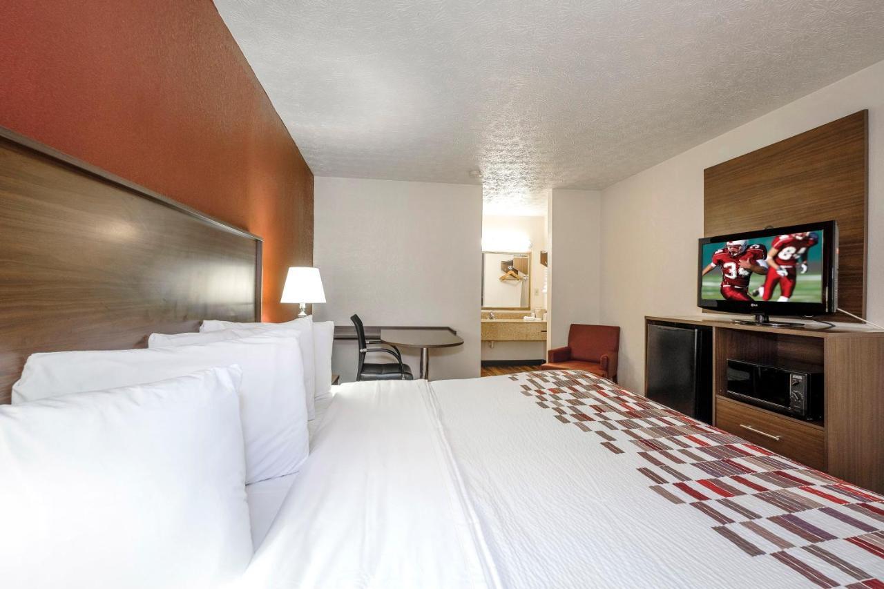 Superior King Room Smoking