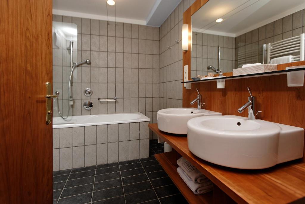 Classic Double or Twin Room,1001303973:JPEG