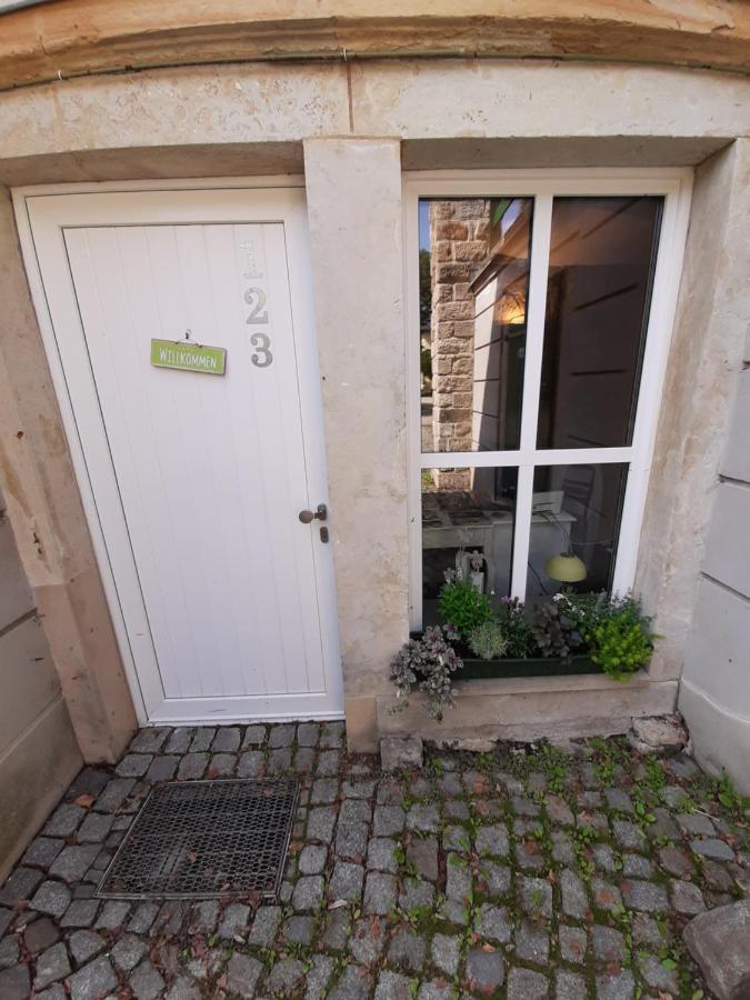 Single Room,1525327759:JPEG