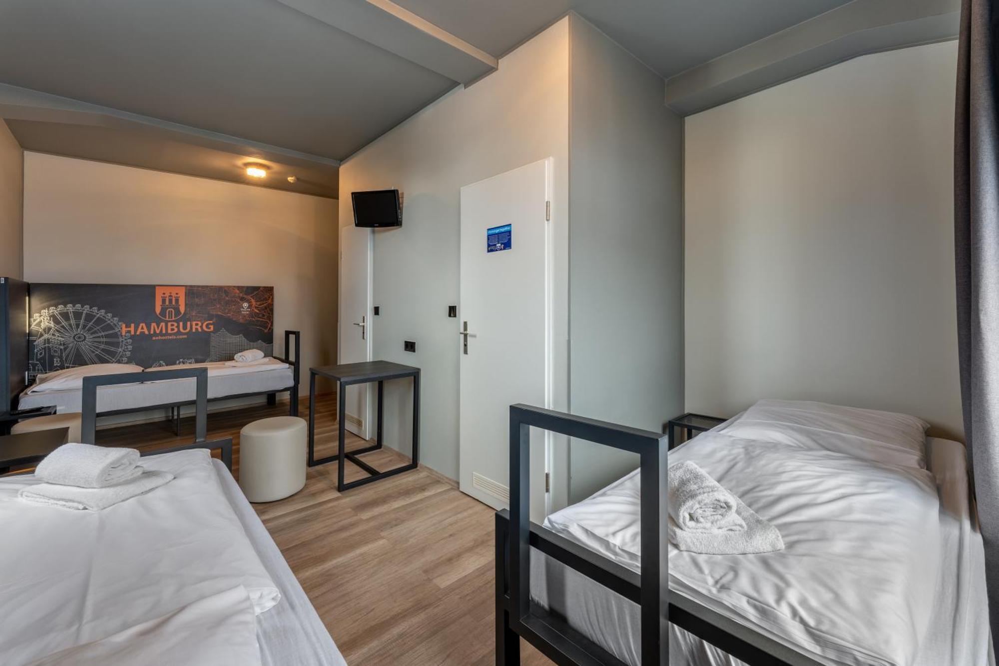 Triple Room,1636738352:JPEG