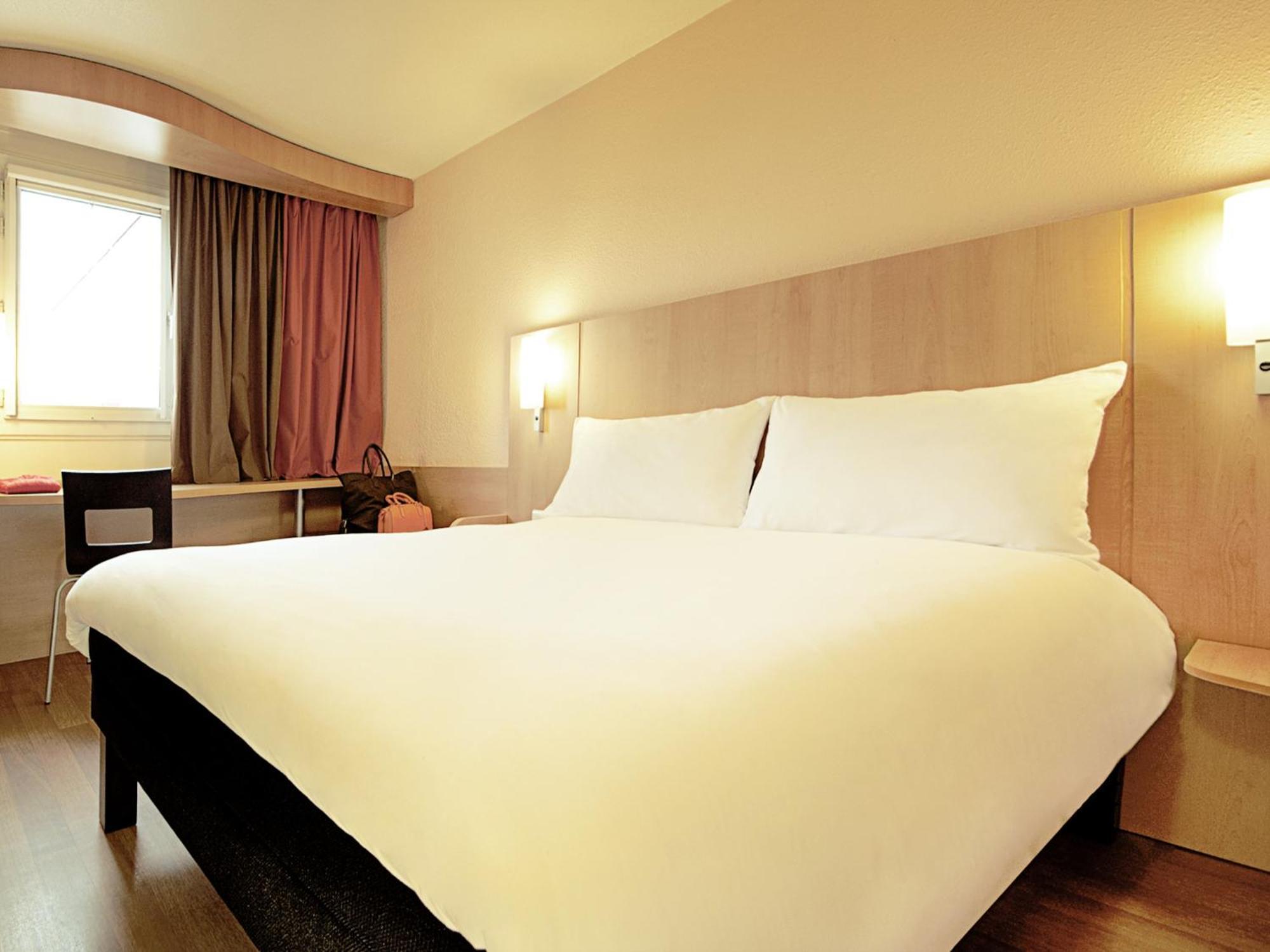 Standard Double Room,1031930875:JPEG