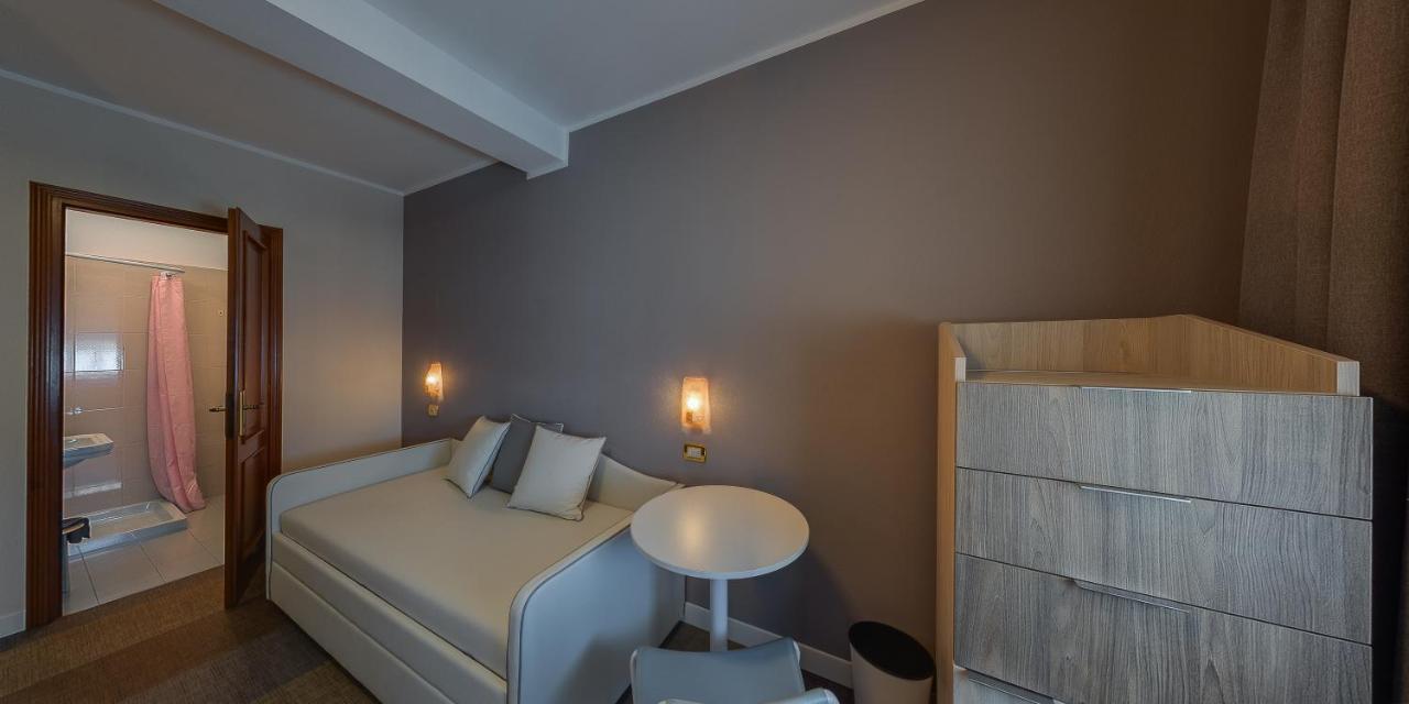 Large Suite
