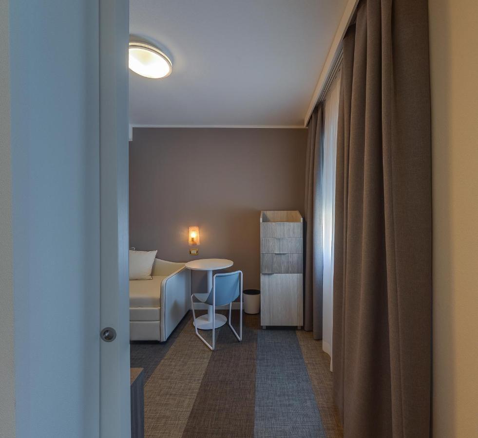 Large Suite