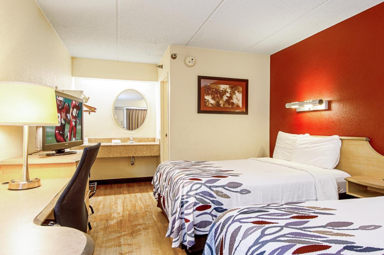 Standard Room Two Double Beds Smoke