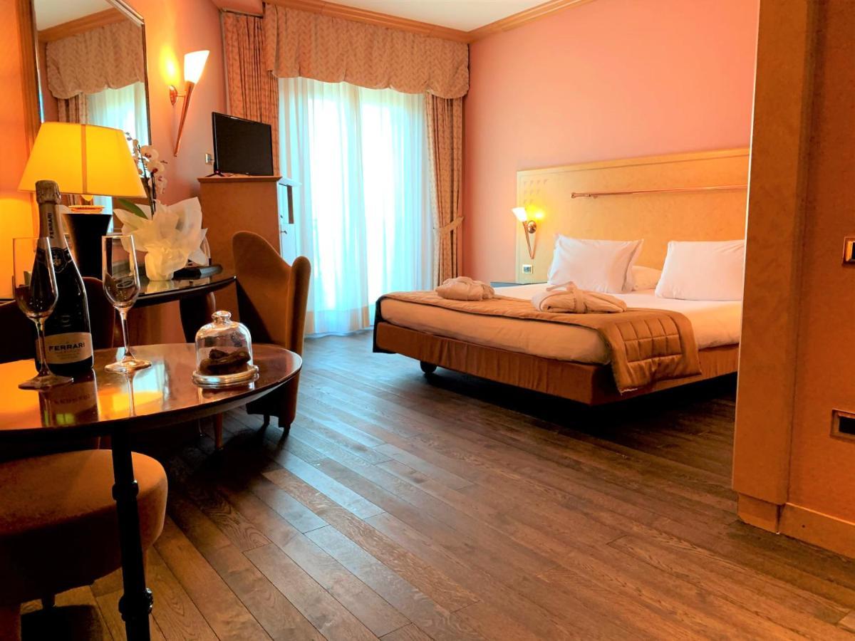 Superior Double Room,1073363353:JPEG