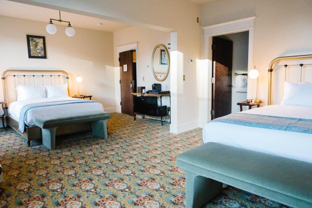 Queen Room Two Queen Beds