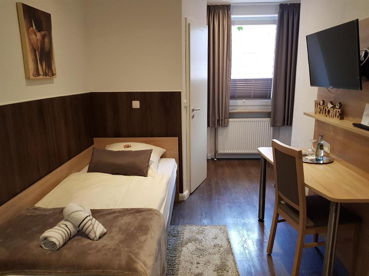 Einzelzimmer mit Bad