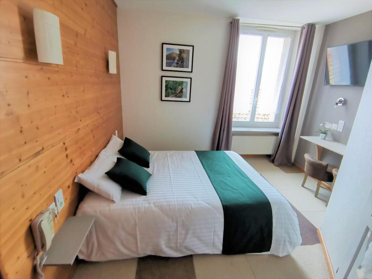 Standard Double Room,1067133034:JPEG