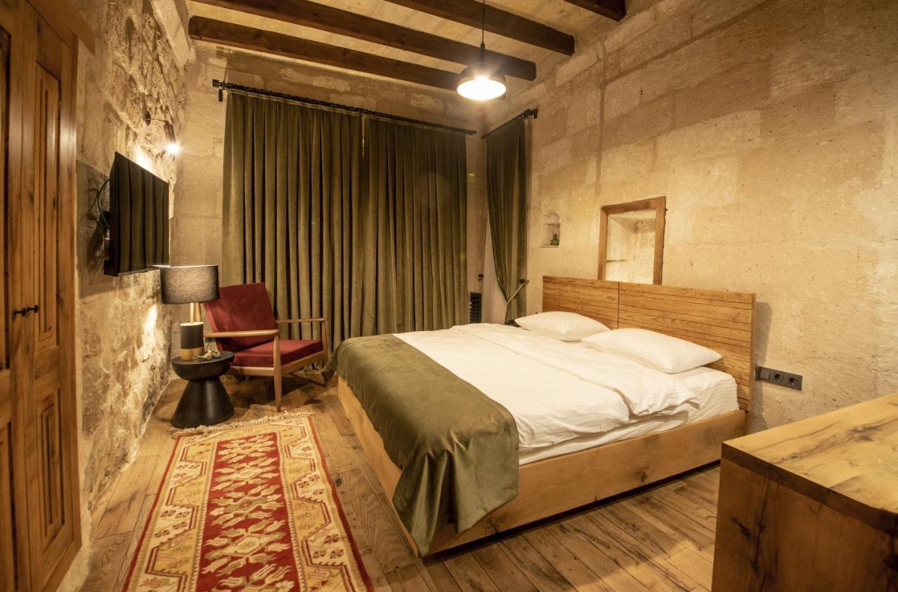 Deluxe Room,1067387839:JPEG