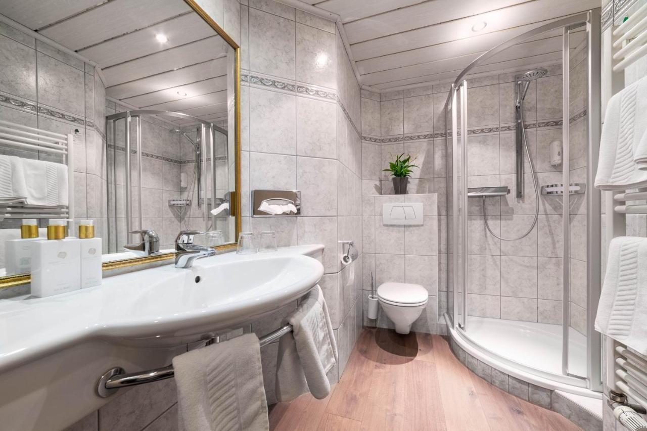Two-Bedroom Suite,1074042145:JPEG