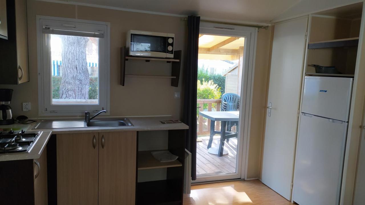 Mobile Home,1075174015:JPEG