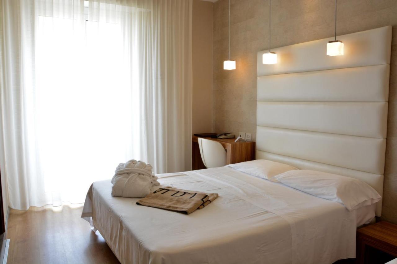 Superior Triple Room,1215977737:JPEG