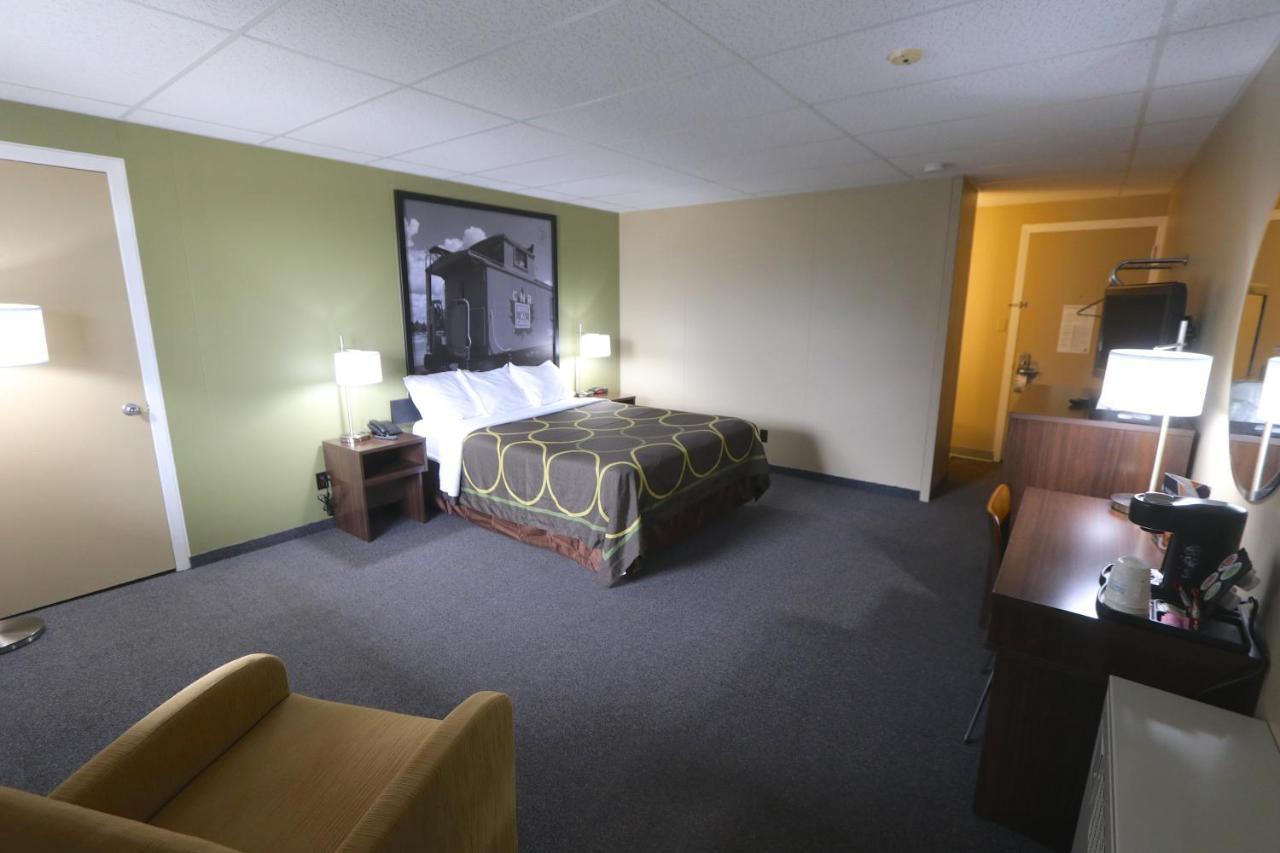 King Room - Non-Smoking