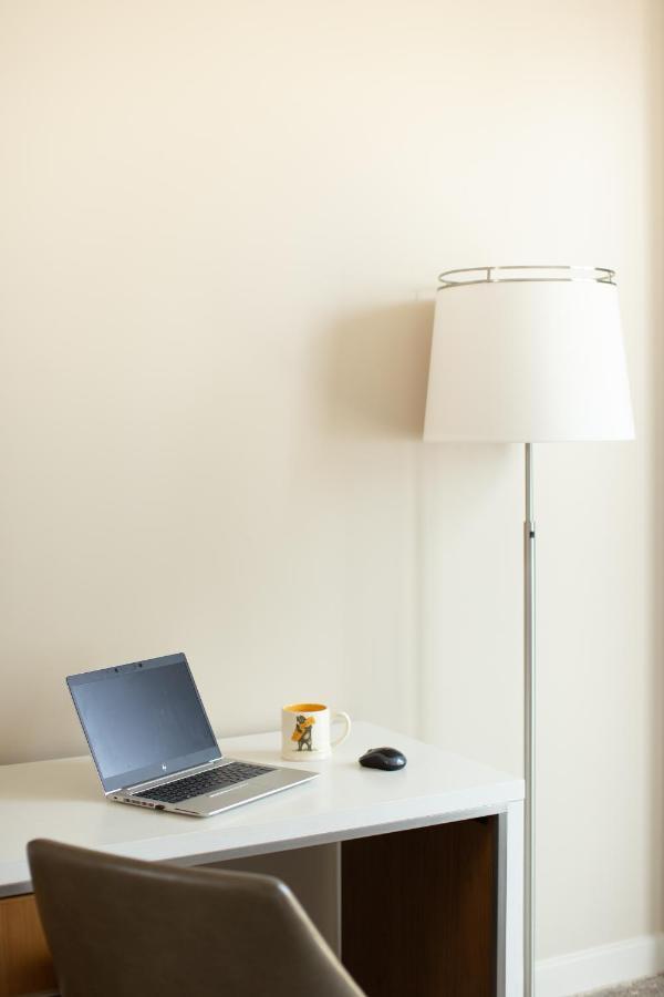 Habitación Premium con cama extragrande y vistas a la ciudad