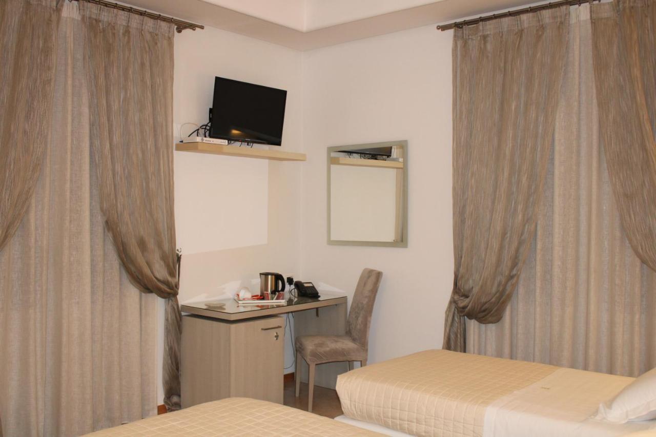 Double or Twin Room Balcony