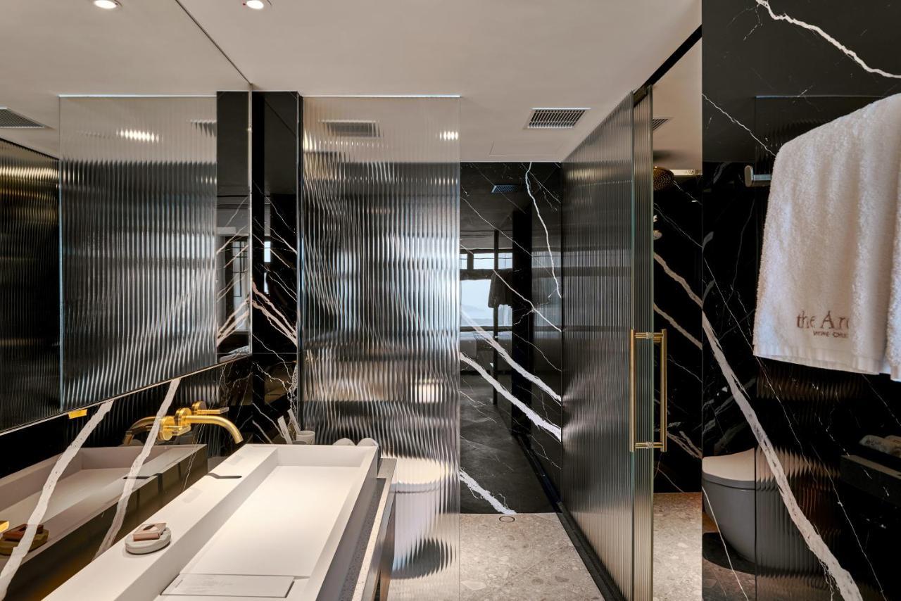 Sea Deluxe Suite