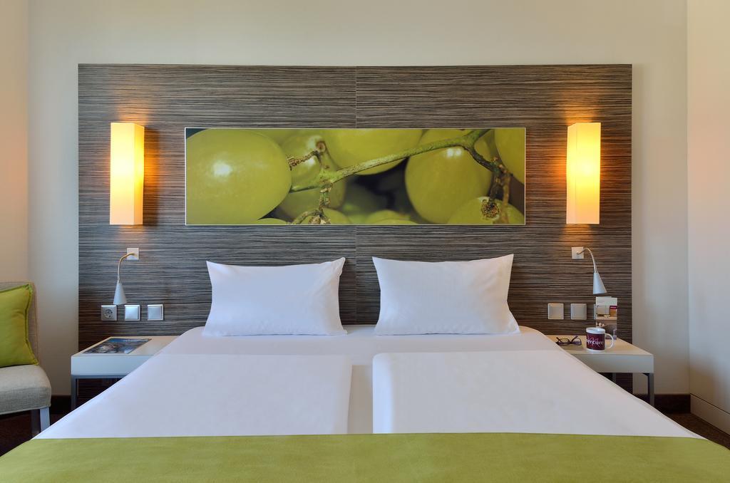 Standard Double Room,176302995:JPEG