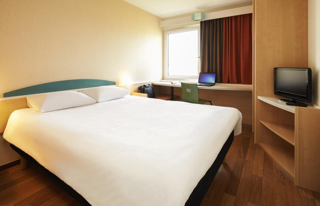 Standard Double Room,150581449:JPEG
