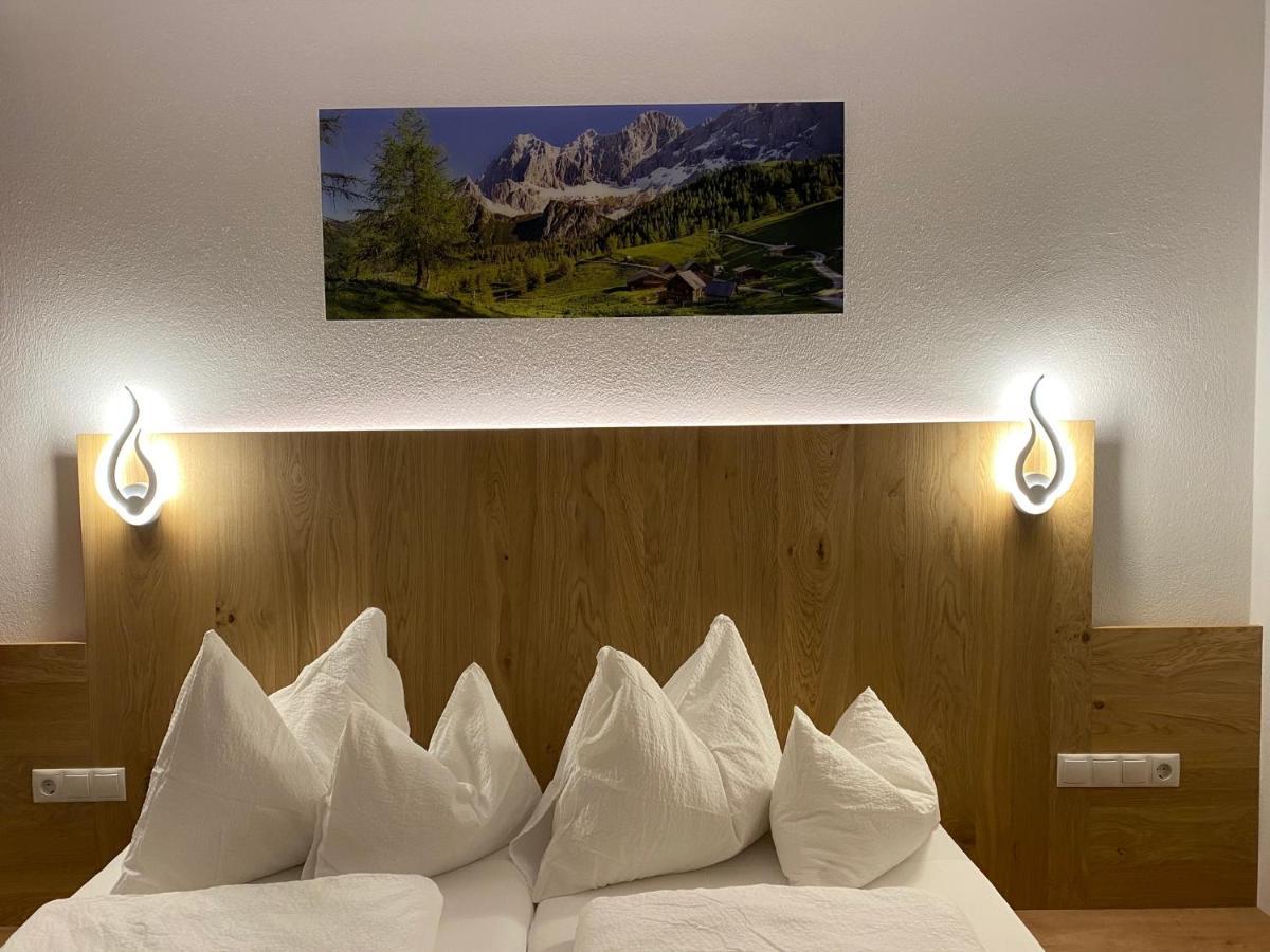 Apartment mit Balkon