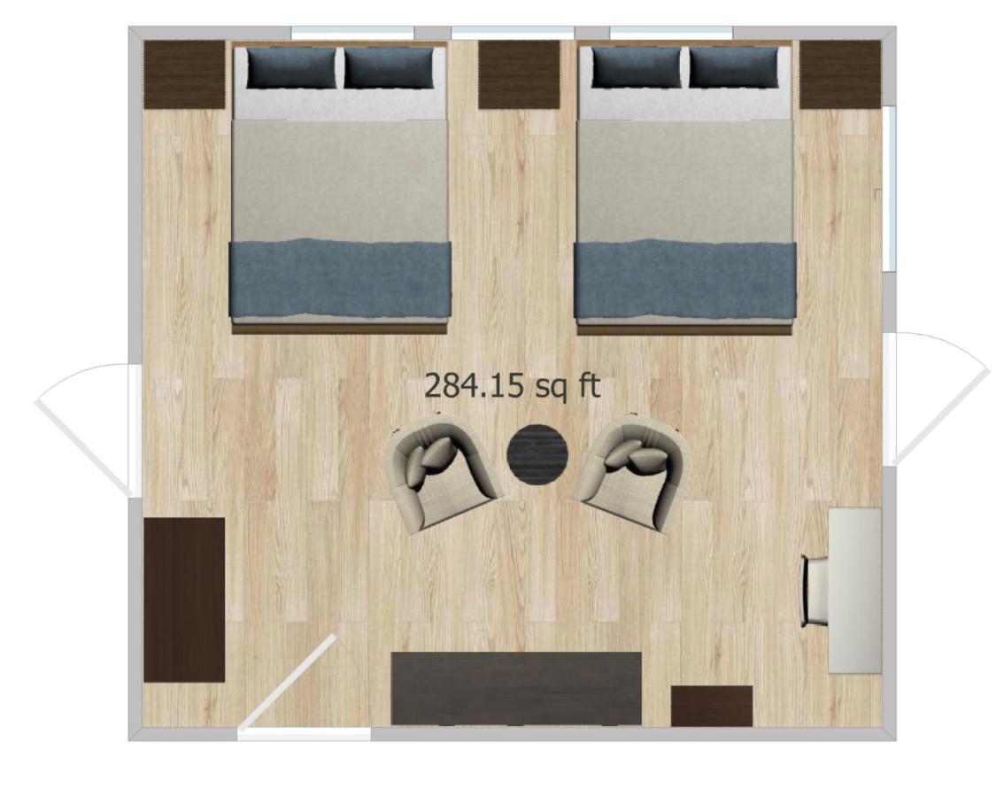 Deluxe Queen Studio