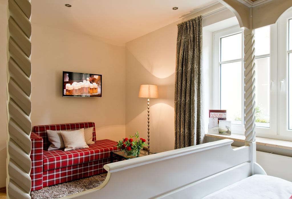 Classic Double Room